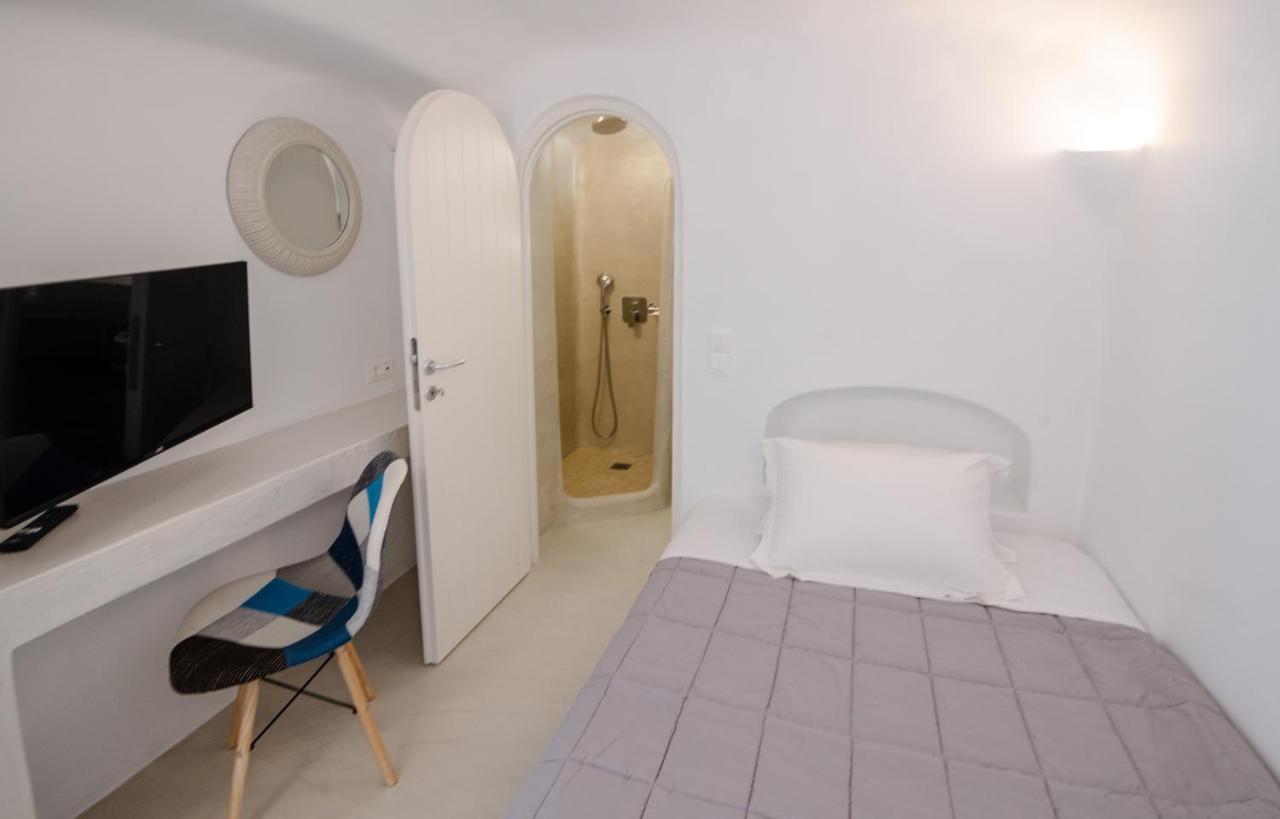 Andreas Hospitality Fira (Santorini) Exterior foto