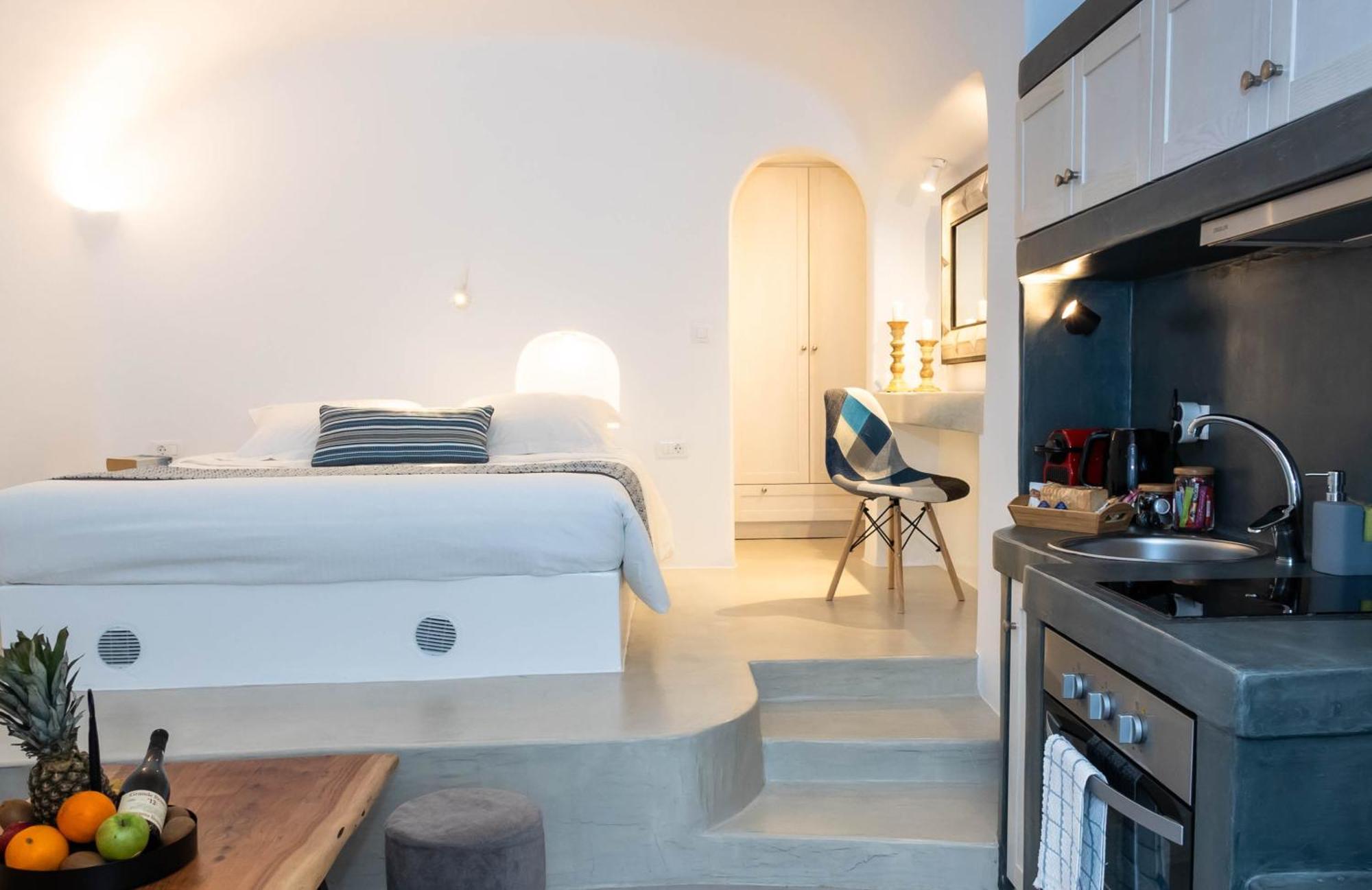 Andreas Hospitality Fira (Santorini) Exterior foto